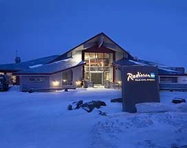 thumb-radisson-blu-polar-spitsbergen-buiten